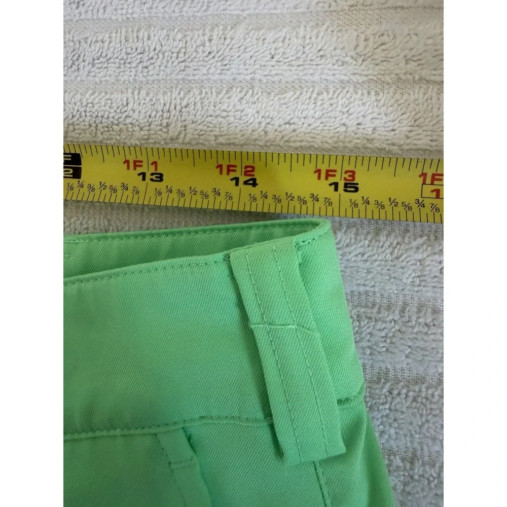 Nike Golf Tour Performance Dri-FIT‎ Men's Green Shorts Size 30 M Flat Front